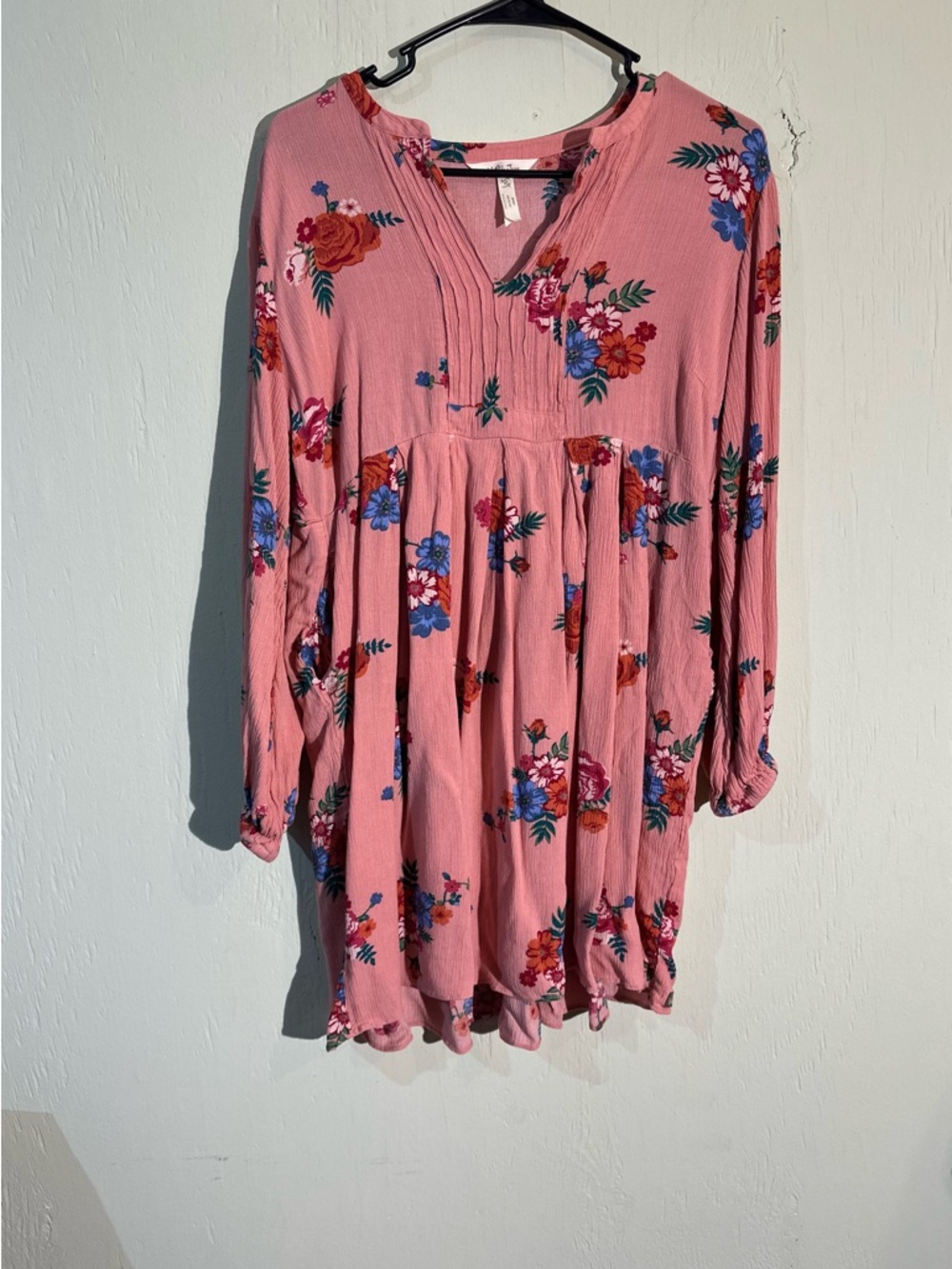 Matilda Jane Let's Go Out pink Floral rayon boho v neck mini dress size medium